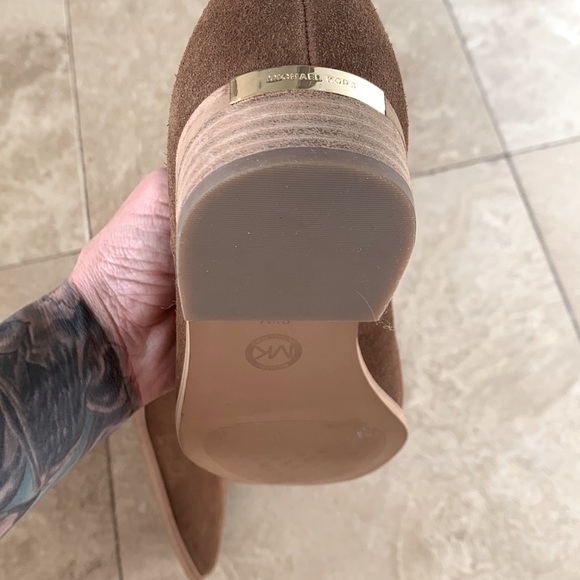 NEW MK booties - Picture 2 of 3